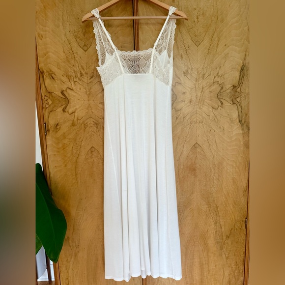 Only Hearts by Helena Stuart Long Chemise Modal Lace Trim White Nightgown - Picture 8 of 11